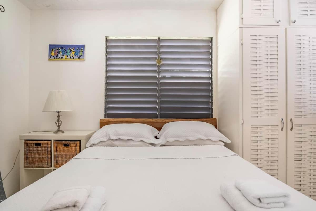 Ancella'S Garden Apartment-Beach-5Min Drive, 1 Hr Montego Bay, 25 Mins Ocho Rios, Continental Breakfast Runaway Bay Eksteriør billede
