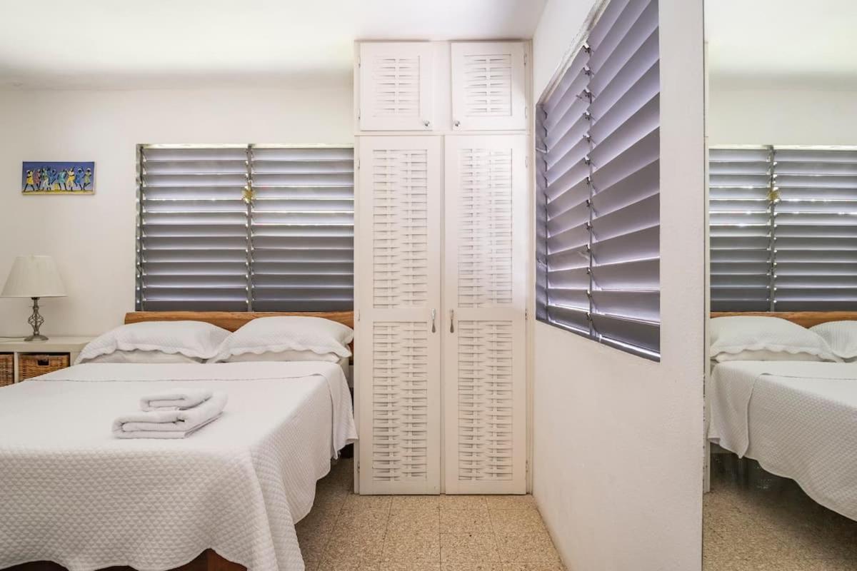 Ancella'S Garden Apartment-Beach-5Min Drive, 1 Hr Montego Bay, 25 Mins Ocho Rios, Continental Breakfast Runaway Bay Eksteriør billede