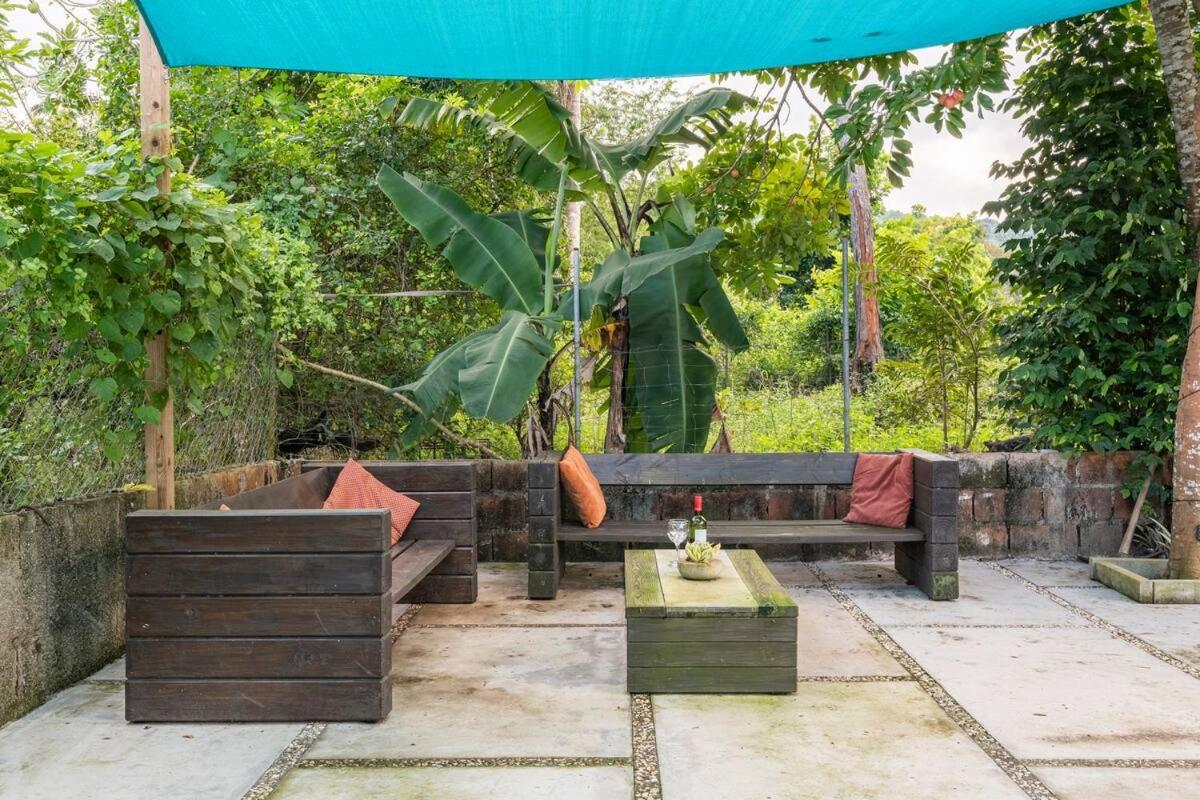 Ancella'S Garden Apartment-Beach-5Min Drive, 1 Hr Montego Bay, 25 Mins Ocho Rios, Continental Breakfast Runaway Bay Eksteriør billede